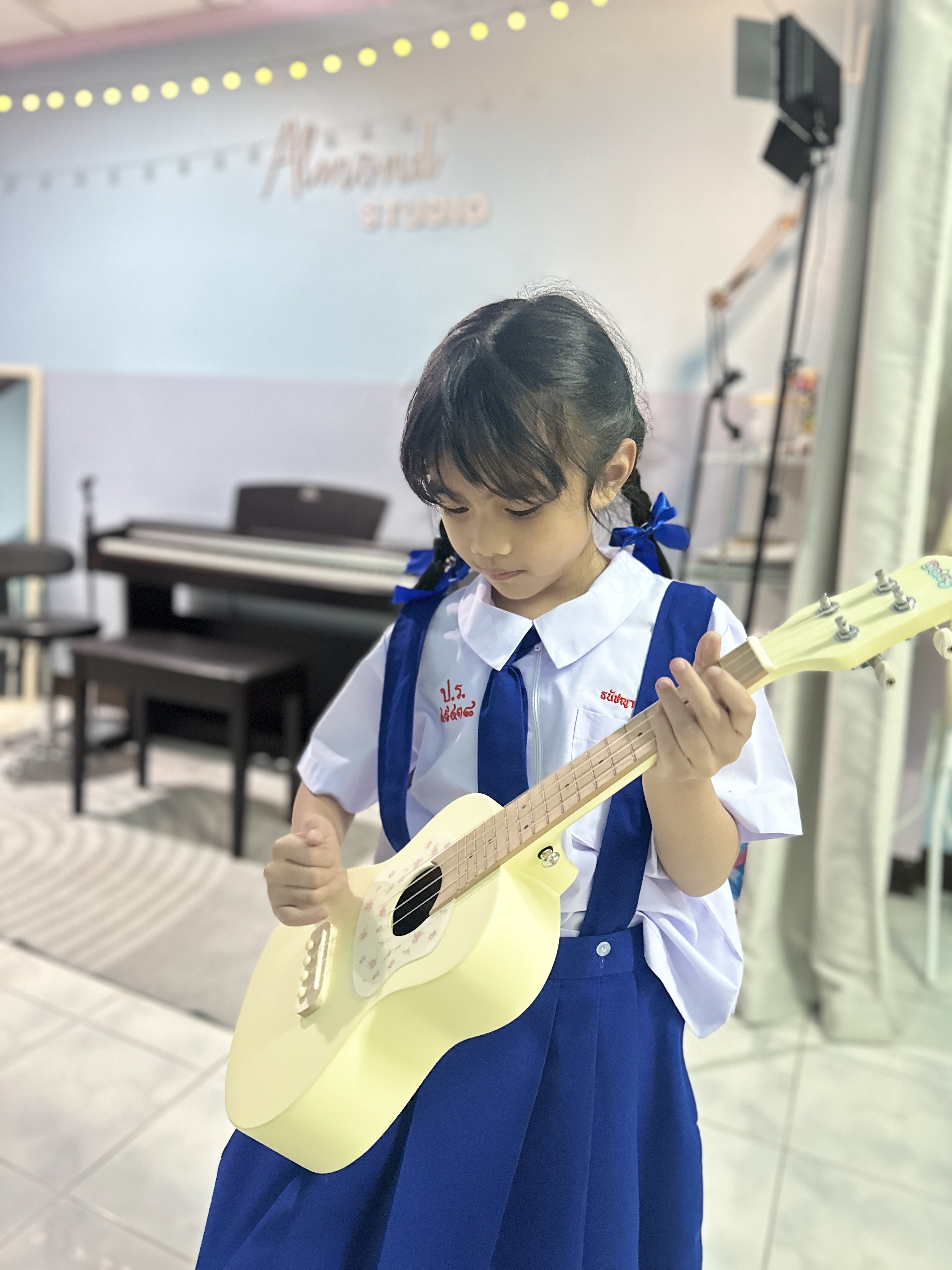 Ukulele class 2